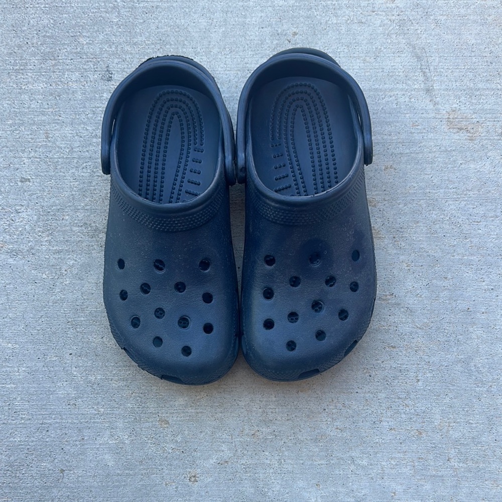 CROCS Black Athletic Shoes Lightweight Perforated Design
